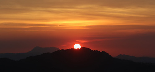 srilanka rangala rangalahouse sunrise sunset sun orange sky cloud clouds outdoors