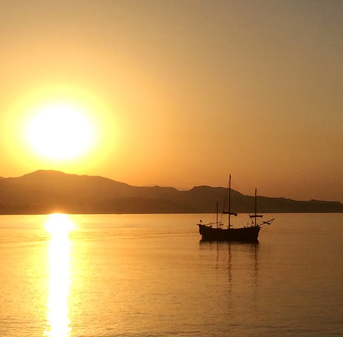 sea summer sunrise boat mar barco peaceful amanecer quite malaga puertodemálaga