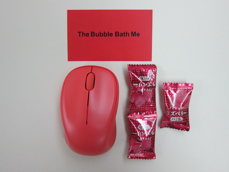 Logitech Wireless Mouse M235 (2014 Color Collection) - Media - Bubble Bath (Top)
