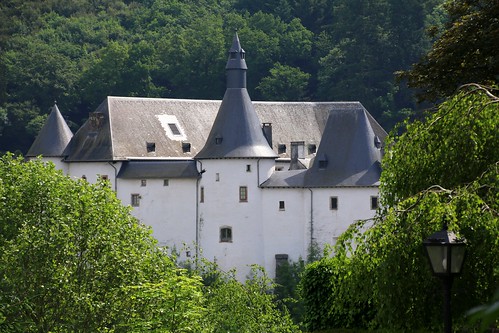 castle luxembourg schloss château luxemburg clervaux schlass clerf img1836 klierf