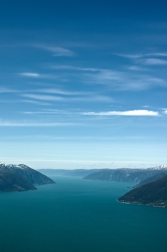 sognefjordfjordsognwatermountainnatureskynorwayvikisognblue