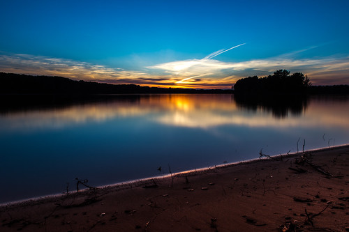 sunset lake beach water nikon long exposure dam tripod 28 manfrotto d4 2470 shenango 055xprob scarmackphotography