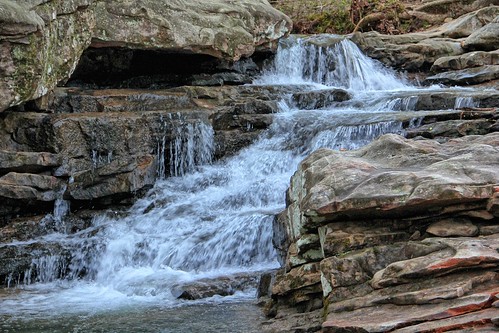 longexposure water creek waterfall al birmingham rocks stream alabama hike preserve mossrock mossrockpreserve