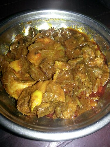 Food from Kerala, India: Chicken Roast.