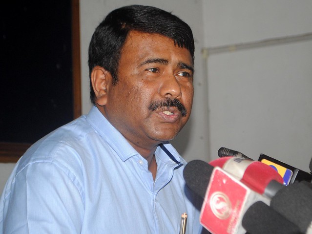 Abdul Khaleque talking to reporters in Guwahati after his resignation from Wakf Board.