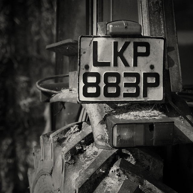 Number plate on a tractor - Sindles Farm