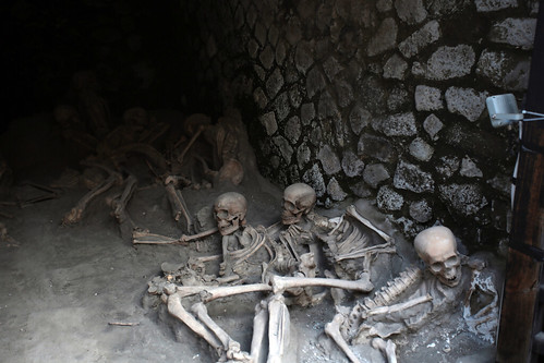 Antichi scheletri