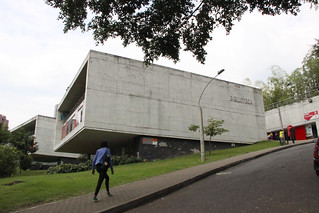 Parque Biblioteca León de Greiff - La Ladera 