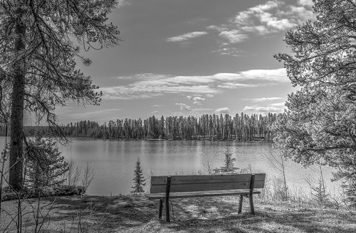 park trees sky white house mountain lake canada black reflection water canon bench relax photography eos photo view image pics think lakes picture rocky twin ab pic reflect photograph alberta enjoy sit grayscale allrightsreserved provincial greyscale 6d cuthill albertatourism canon6d tourismalberta westrockbob canoneos6d bobcuthillphotographygmailcom bobcuthill