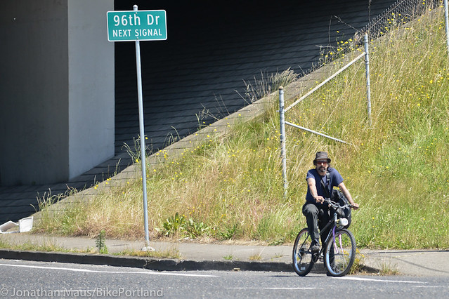 People on bikes east Portland-6