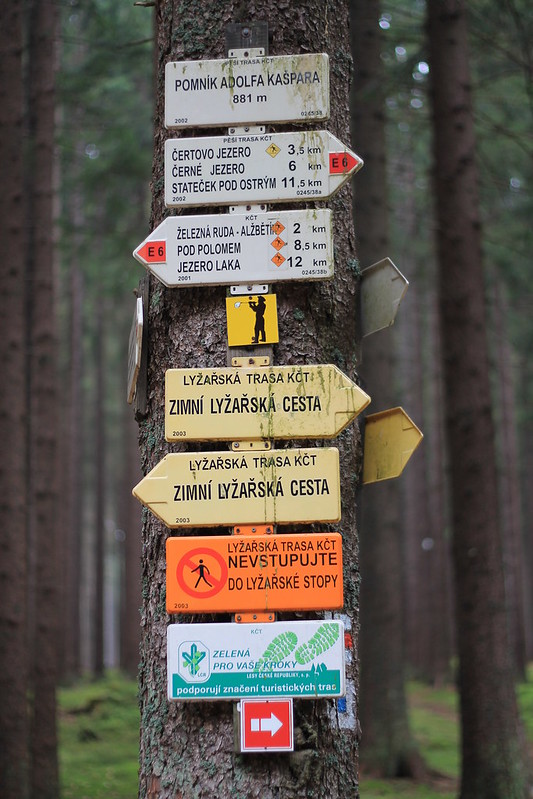 Černé jezero trail