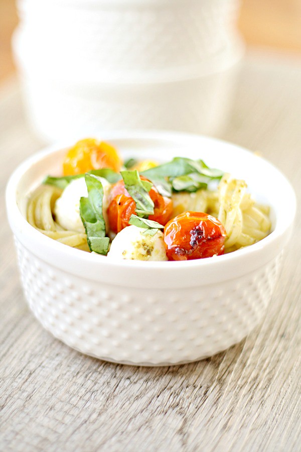 caprese linguine with pesto and blistered tomatoes
