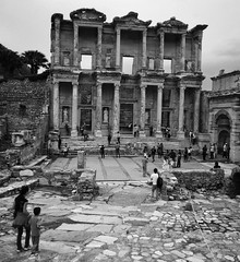 The ancient library at #Ephesus #Turkey. They've been waiting for some overdue books forever. at Library of Celsus