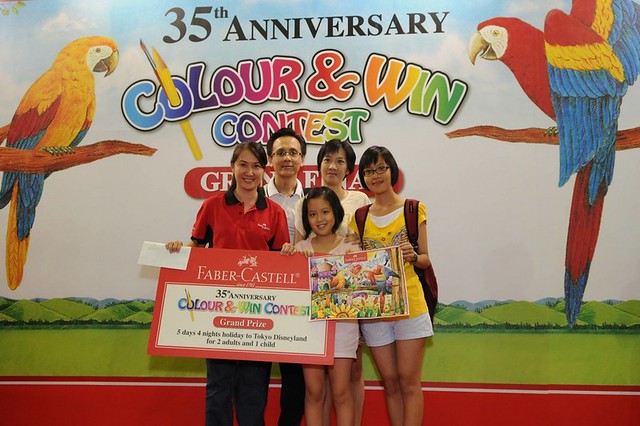 Lim Hui Xin & Family, the Grand Prize winner_Category B