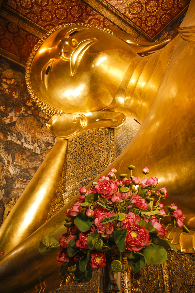 den liggende Buddha i Bangkok, Thailand