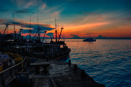 sunrise fishingboats fishmarket traditionalfishingboats
