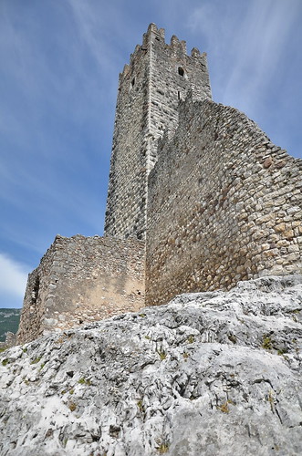 castle ruin drena ancientruin
