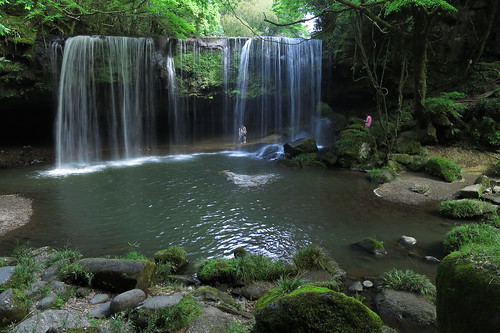 Nabegataki Waterfall