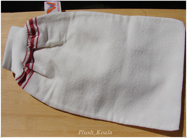 Шелковые рукавички Kese для пилинга тела и лица + турецкое мыло-бельди DSC00051