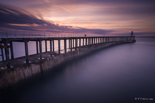 longexposure sunset pier seaside sundown whitby waterblur 1dx leefilters 1635mm28lii leebigstopper canon1dx