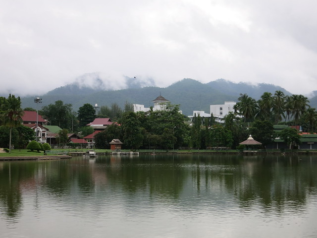 Il lago di Maehongson in Tailandia