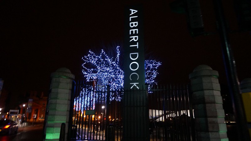 Liverpool: A Walk In City, Cheshire Oaks & Albert Dock