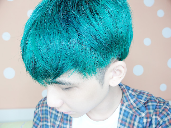 green hair colour