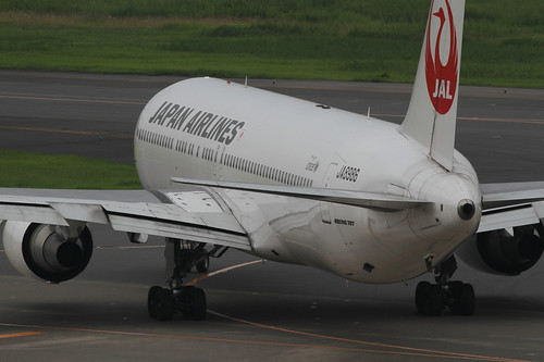 Japan Airlines JA8986