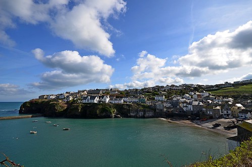 cornwall holiday padstow rock stives boscastle stmawes portisaac town village view landscape colour colours sun sunny sunlight light bright cloud cloudy sky bluedark shadow sunrise sunset river water sea coast hill mountain beauty beautiful amazing cliff seagull reflection crop croped nikon d5100 digital slr camera wide angle zoom lens 1020mm 1855mm detail sharp sharpness