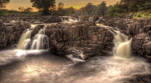 sunset landscape waterfall cloudy ngc hdr highforce teesdale efs1022mm photomatix lowforce 18x middletoninteesdale rabycastle northpennines canon600d steveniceton