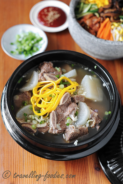 갈비탕 Galbitang Korean Beef Short Ribs Soup | travellingfoodies