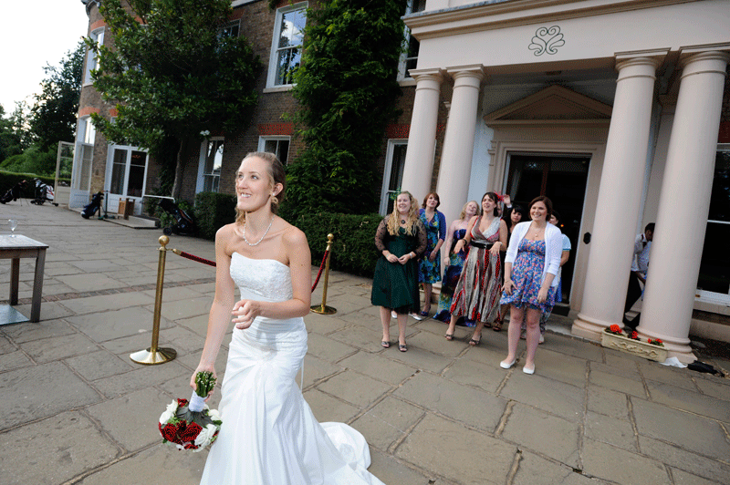 Throwing bouquet animated gif