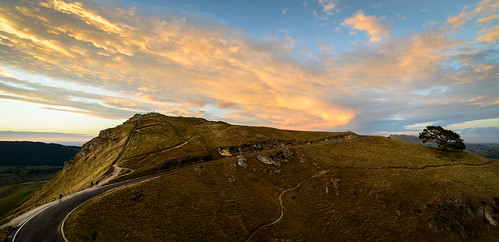 road light newzealand sky tree clouds sunrise dawn rocks anzac hawkesbay tematapeak