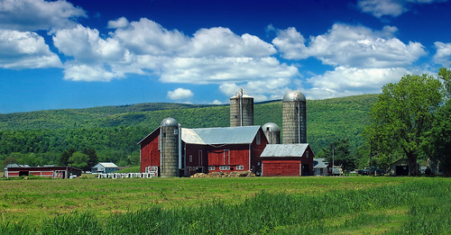 sky mountains field clouds barn rural landscape spring pennsylvania farm hills cumulus creativecommons silos appalachianmountains clintoncounty pennsylvaniawilds pinecreektownship