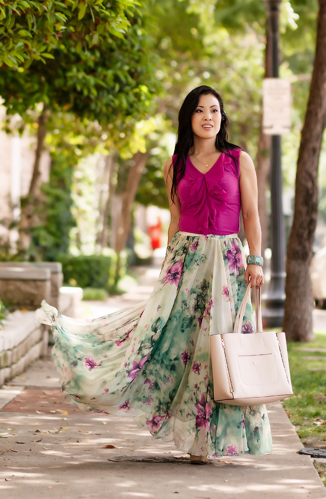 white chiffon maxi skirt outfit