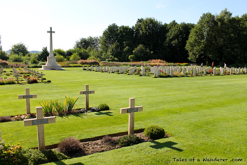 THIEPVAL / AUTHUILLE - Mémorial et cimetière franco-britannique