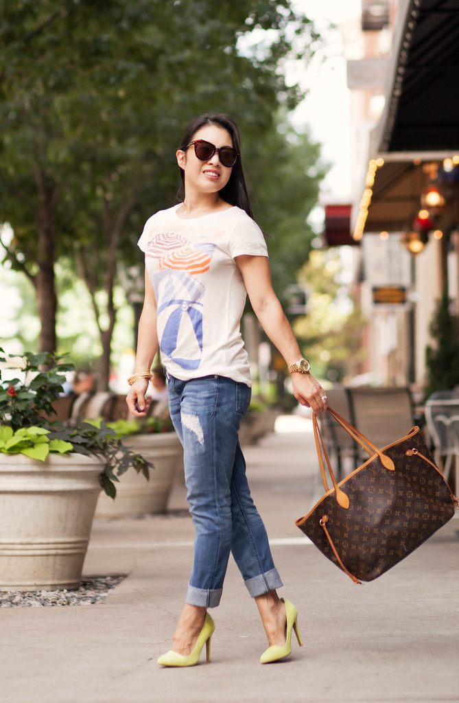 cute & little blog | petite fashion | jcrew graphic tee, distressed jeans, lv neverfull, yellow pumps | casual summer outfit