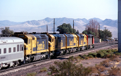 california santafe cn trains ludlow canadiannational emd atsf cowls sd50f fp45u sdp40fu