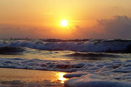 morning light sea españa sun luz sol mañana valencia sunrise reflections mar spain playa alicante amanecer reflejos alacant salidadelsol lx7 playadesanjuan lumixlx7 panasoniclumixlx7