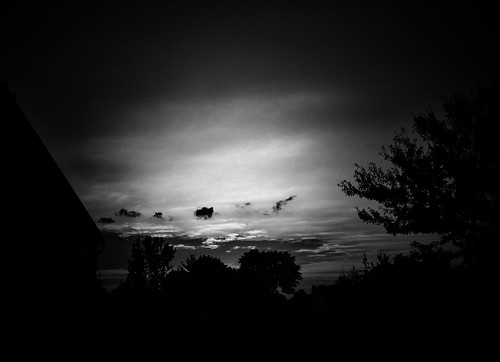 iphoneedit jamiesmed app snapseed blackwhite blackandwhite bw photography sunset vsco vscocam 2012 landscape iphone4s iphoneonly mobilephotography shadows shadow hamiltoncounty ohio cincinnati queencity september silhouette summer sky iphoneography phoneography mobileography iphonephoto mobilephoto midwest