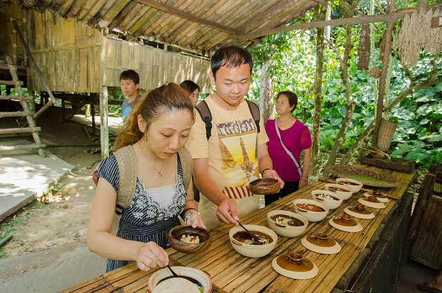 Choosing ingredients for the bamboo meal