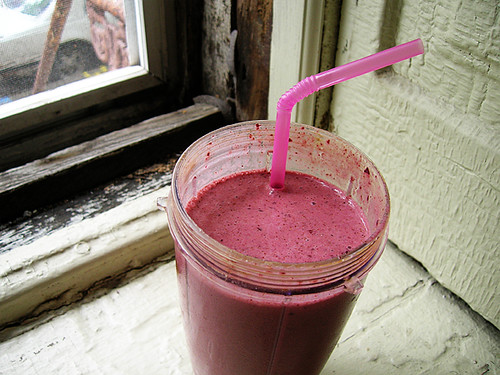 almond butter cherry smoothie