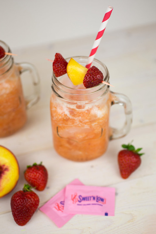 Low-Calorie Roasted Peach Lemonade with Sweet'N Low #SweetNLowStars