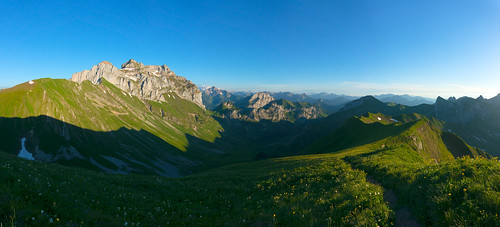 summer mountain france alps montagne alpes season switzerland suisse saison eté rhônealpes lachapelledabondance