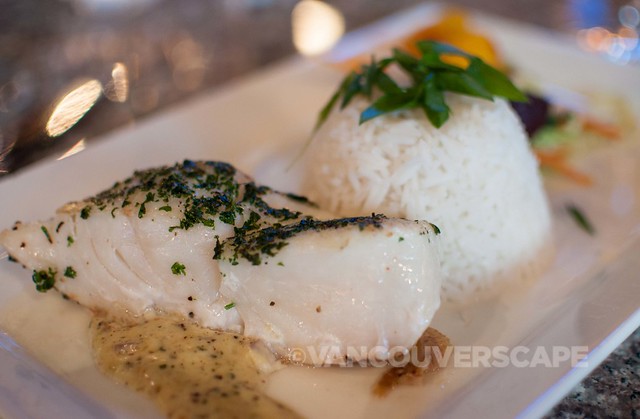 River's Edge Restaurant: Oceanwise herb-seared halibut, lemon bay basmati rice