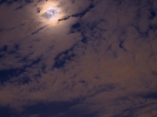 moon clouds twilight halo moonlight bluehour crepuscule nwn