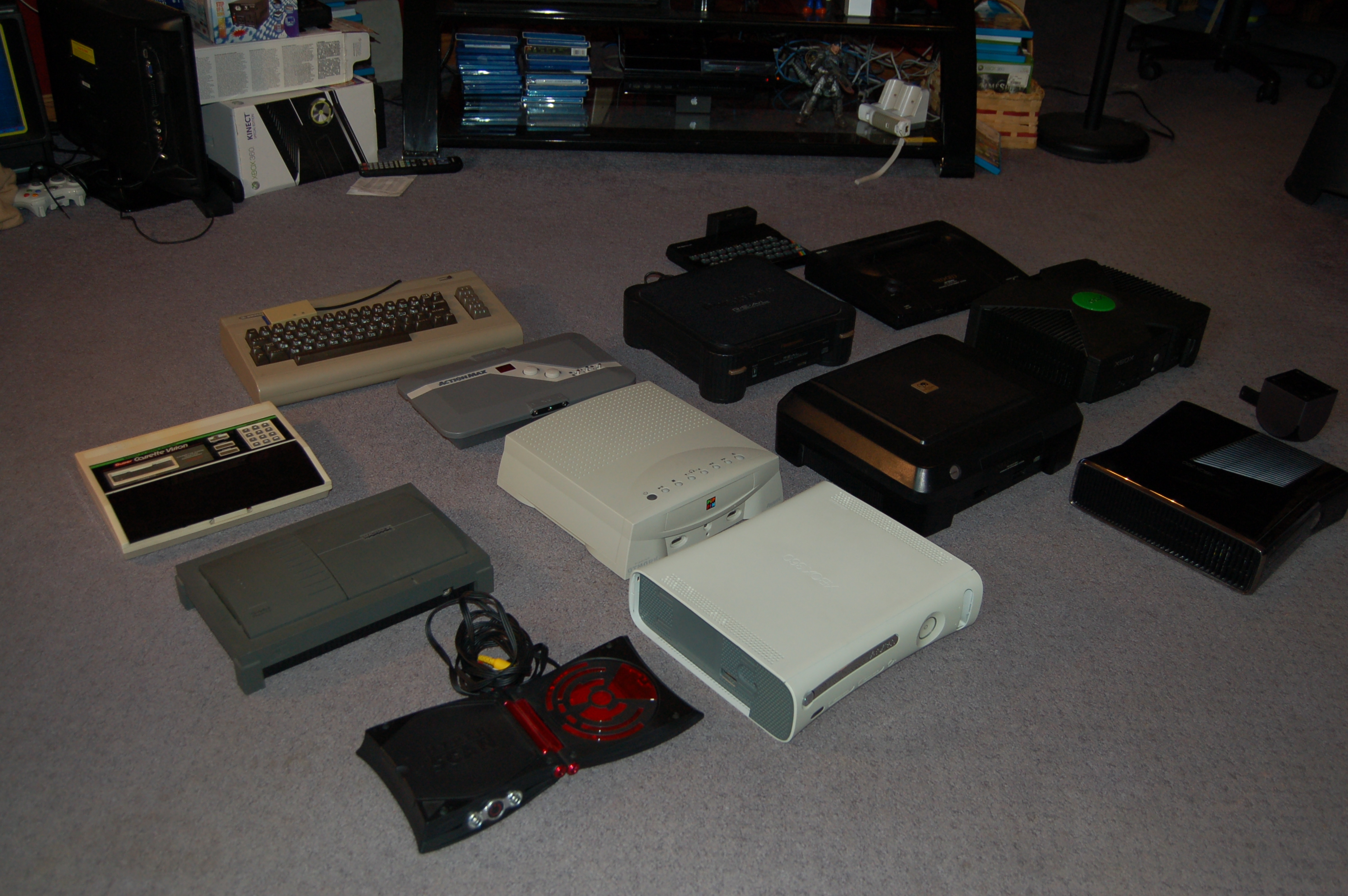 Commodore 64, ZX Spectrum, Super Cassette Vision, Action Max, 3DO, Neo Geo AES, CD-i, Pippin, Neo Geo CD, Xbox, Hyperscan, Xbox 360, Xbox 360 Slim, Ouya