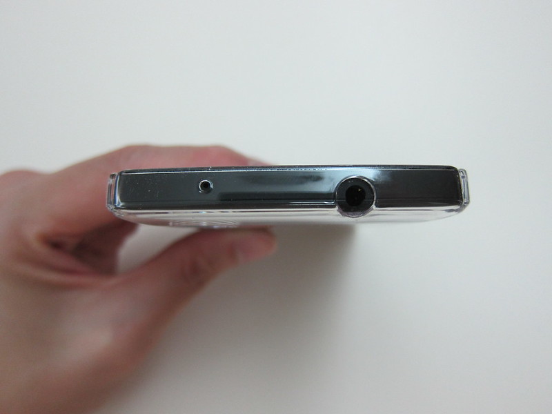 Spigen Ultra Thin Air Case for Nexus 5 - Nexus 5 Top
