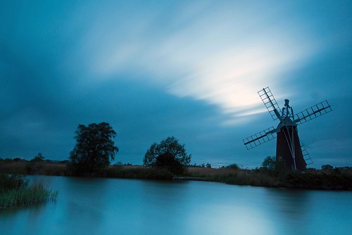 blue england water windmill river spring nikon long exposure wind dusk ant norfolk blurred pump d800e