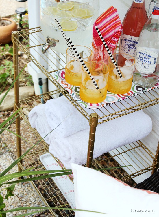 Hi Sugarplum | DIY Outdoor Bar Cart